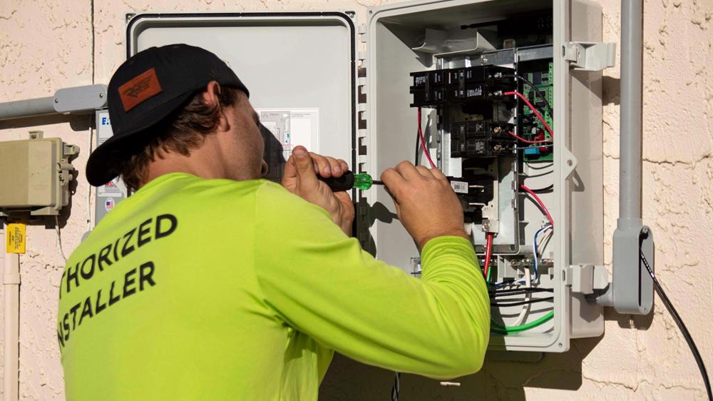 Electrician montator instalatii automatizate